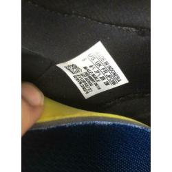 Zwarte Adidas voetbalschoenen mt 37