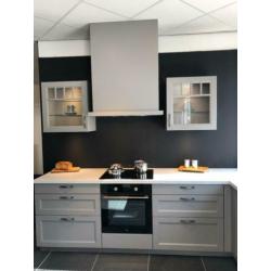 Landelijke keuken met composiet blad