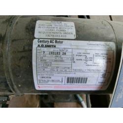 Century Motor met pomp 2x