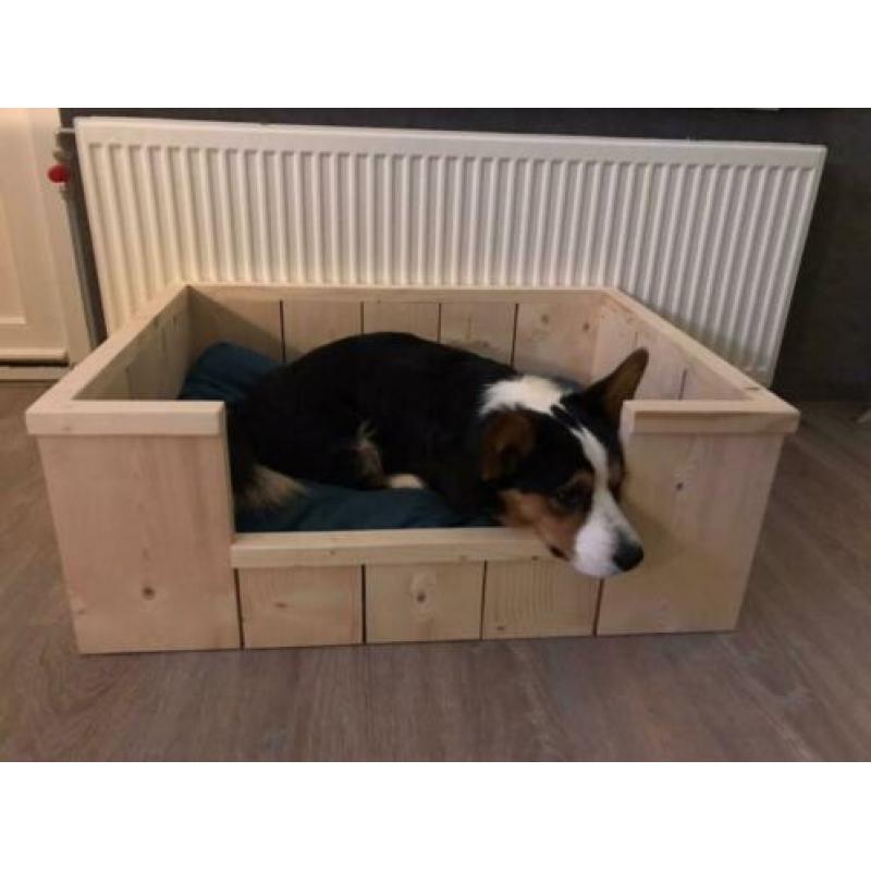 steigerhouten hondenmand