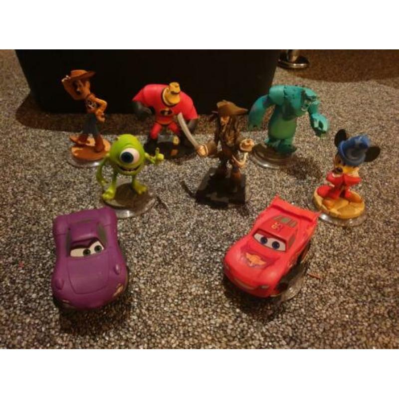 Disney Infinity bijna 100 poppetjes en Giants
