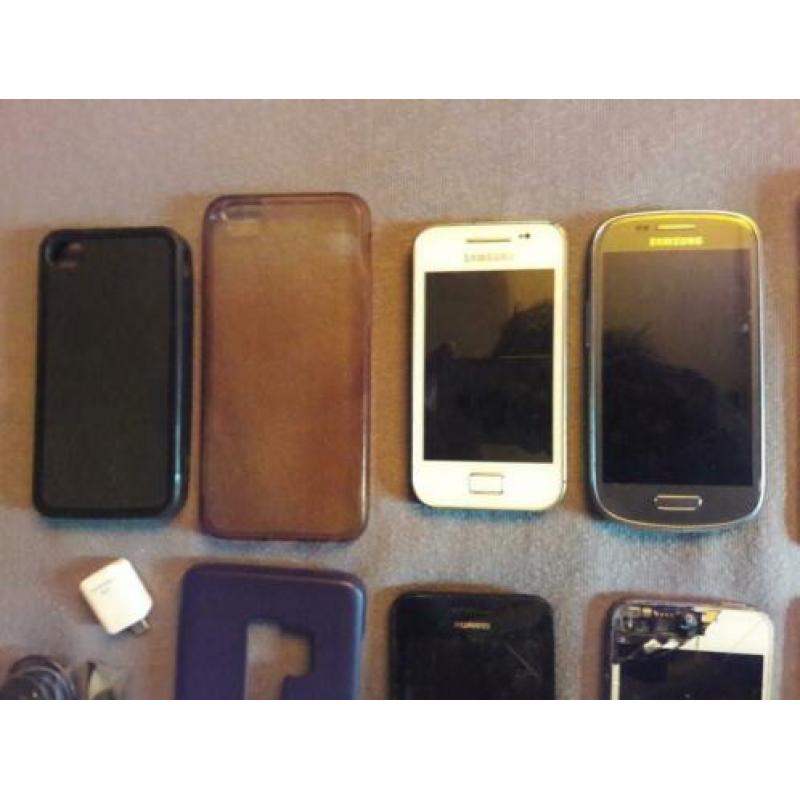 Partij 6 kapotte telefoons
