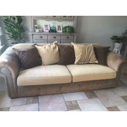 Te koop mooie sterke solide bank