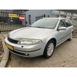 Renault Laguna Grand Tour 2.0-16V IDE Dynamique (bj 2002)