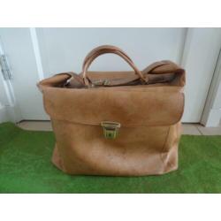 vintage dokterstas/weekendtas met hengsels en slot,40cm br