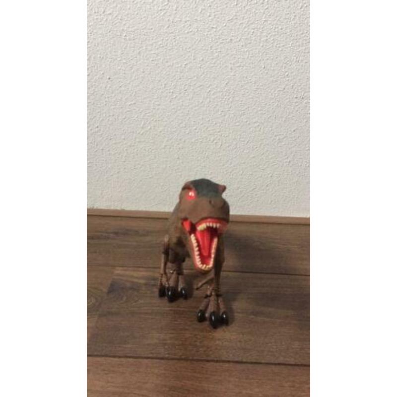 Dinosaurus beweegt en met geluid