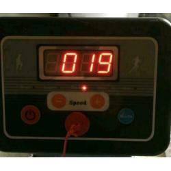 Elektrische loopband zo goed als nieuw