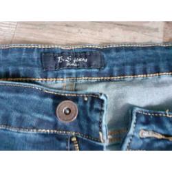 Nieuwe skinny jeans in maat 48.