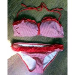 rood/wit streep met roesje bikini mt XS voorgevormde A cup