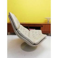 Mooie Artifort F588 in leer