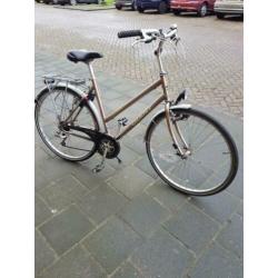Hele nette Giant Tourer damesfiets met 21 versnellingen