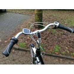 Nette gazelle Laguna elektrische fiets zilveren accu Ebike