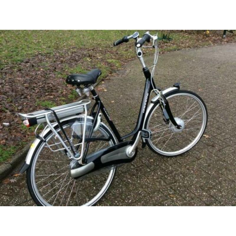 Nette gazelle Laguna elektrische fiets zilveren accu Ebike