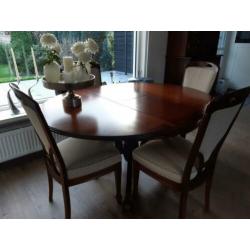 Complete meubelset (kast/eettafel/2xsalontafel) voor € 275!