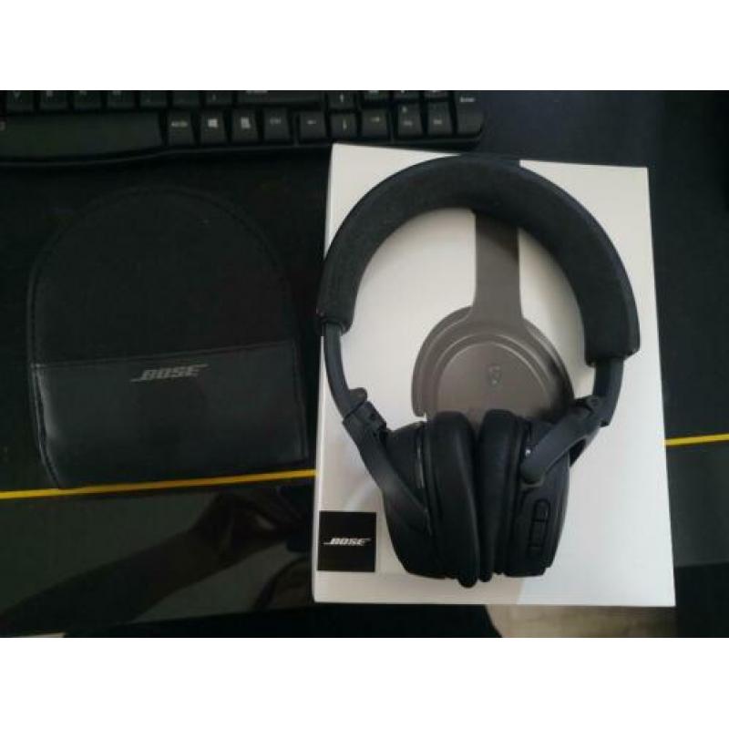 Bose on-ear wireless headphones zgan