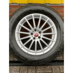 18” Range Rover Velar / Jaguar E & I pace winterset + TPMS
