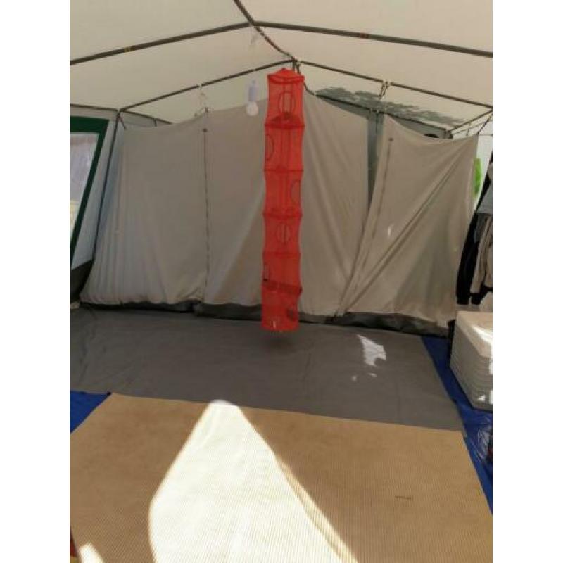 6 persoons retro bungalow tent