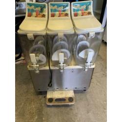 Slush Puupy machine