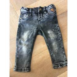 Diverse kleertjes maat 68 jongen