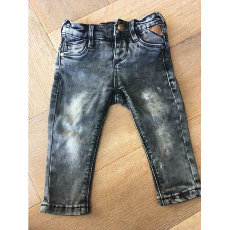 Diverse kleertjes maat 68 jongen