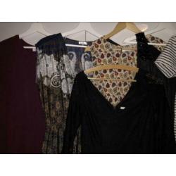 2 zakken kleding op te halen, diverse merken, maat S/M