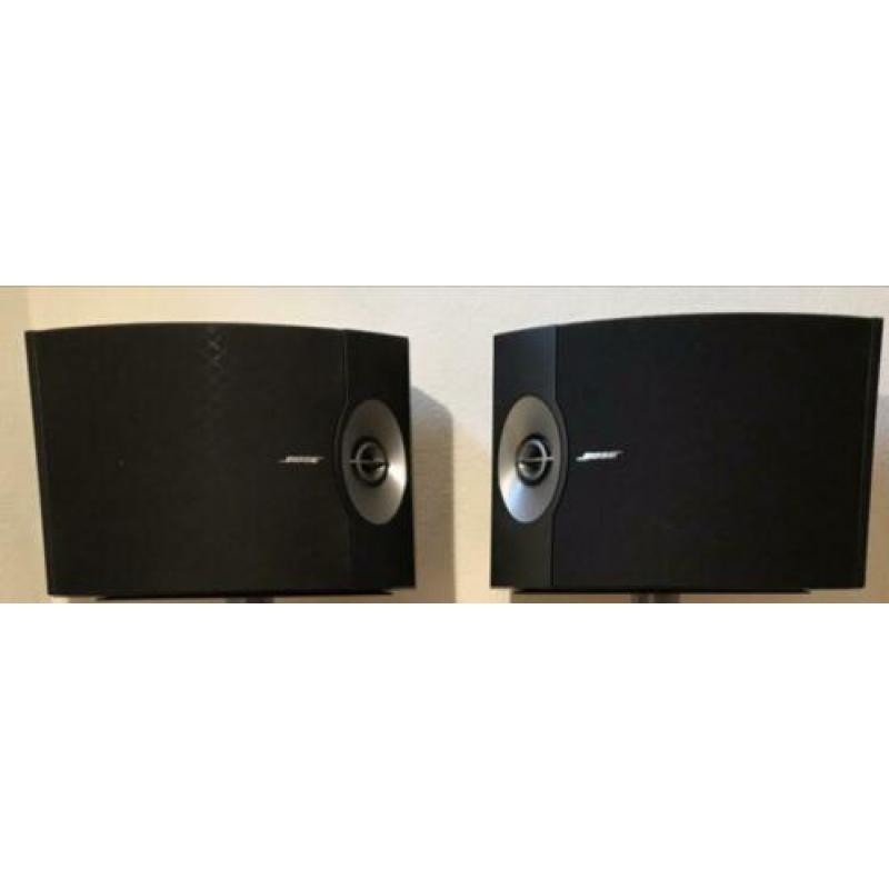2x Böse 301 V speakers.