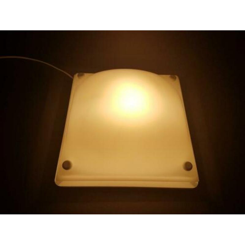 Space Age vorm Plafonniere of Wandlamp Acryl Kap ZIE INFO