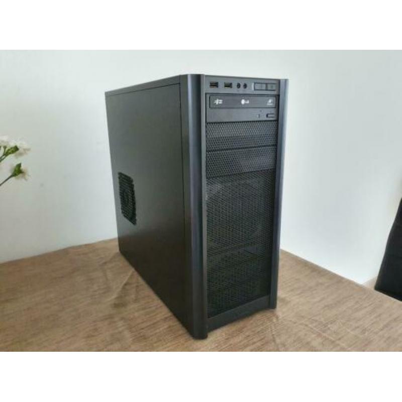 Snelle Game PC met Windows 10, i7 - 4770, 8GB, SSD, 1TB HDD