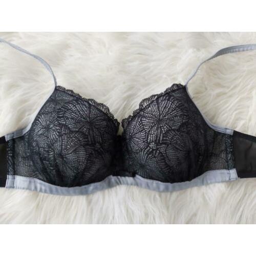 Chique BH van Hunkemoller maat 75D
