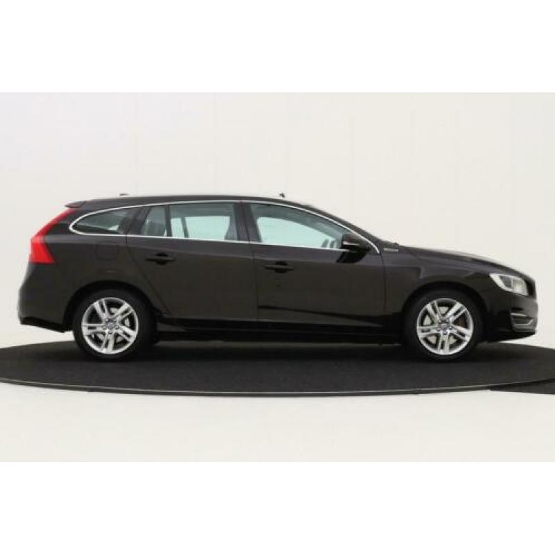 Volvo V60 2.4 D6 AWD Plug-In Hybrid Summum | Leder | Xenon |