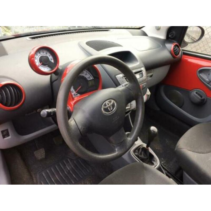 Toyota Aygo op LPG-G3 (nw motor met 32Dkm)5DRS Nieuwe apk!!!