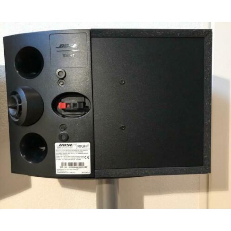 2x Böse 301 V speakers.