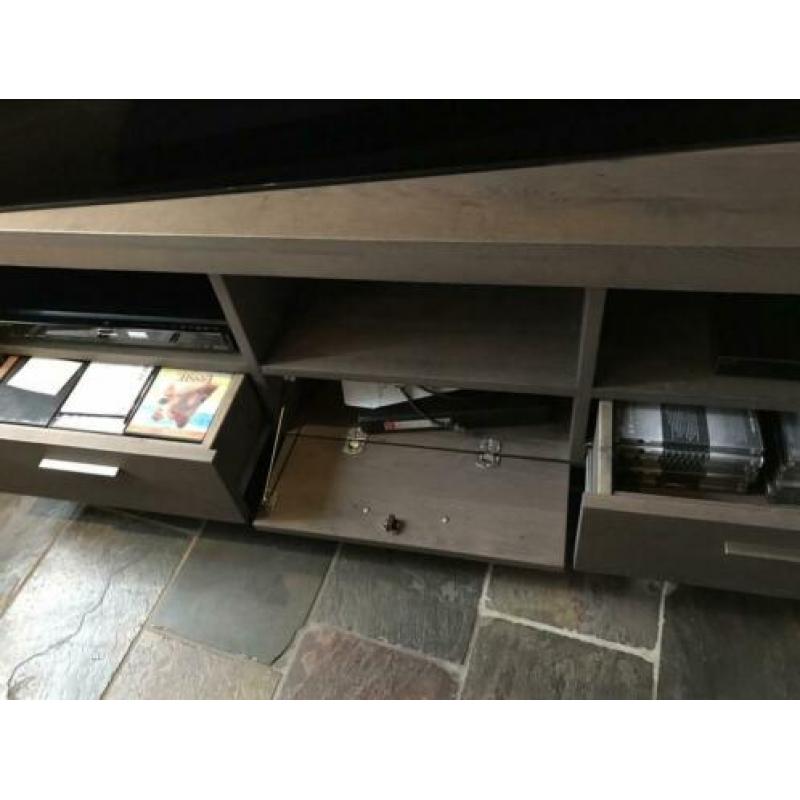 Eiken leemkleur mat gelakt tv kast plus 2 kasten