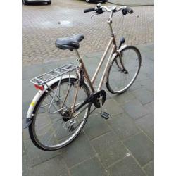 Hele nette Giant Tourer damesfiets met 21 versnellingen