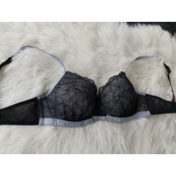 Chique BH van Hunkemoller maat 75D