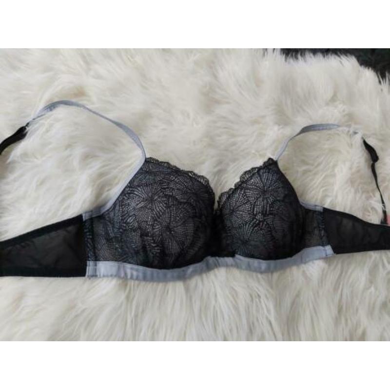 Chique BH van Hunkemoller maat 75D