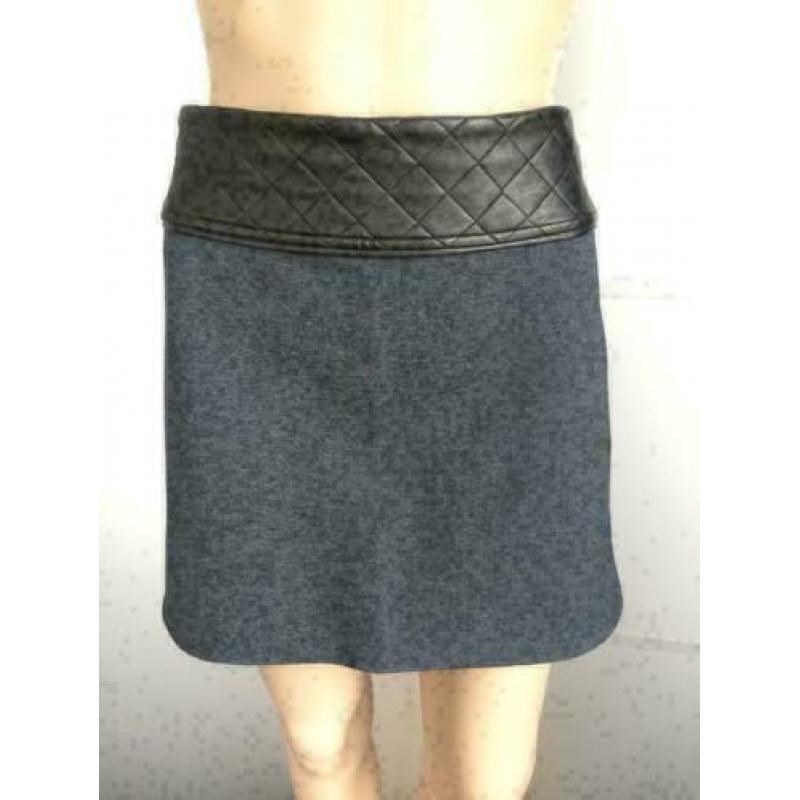 C377 Supertrash Set Maat M=38/40 jasje+rok mantelpak kostuum