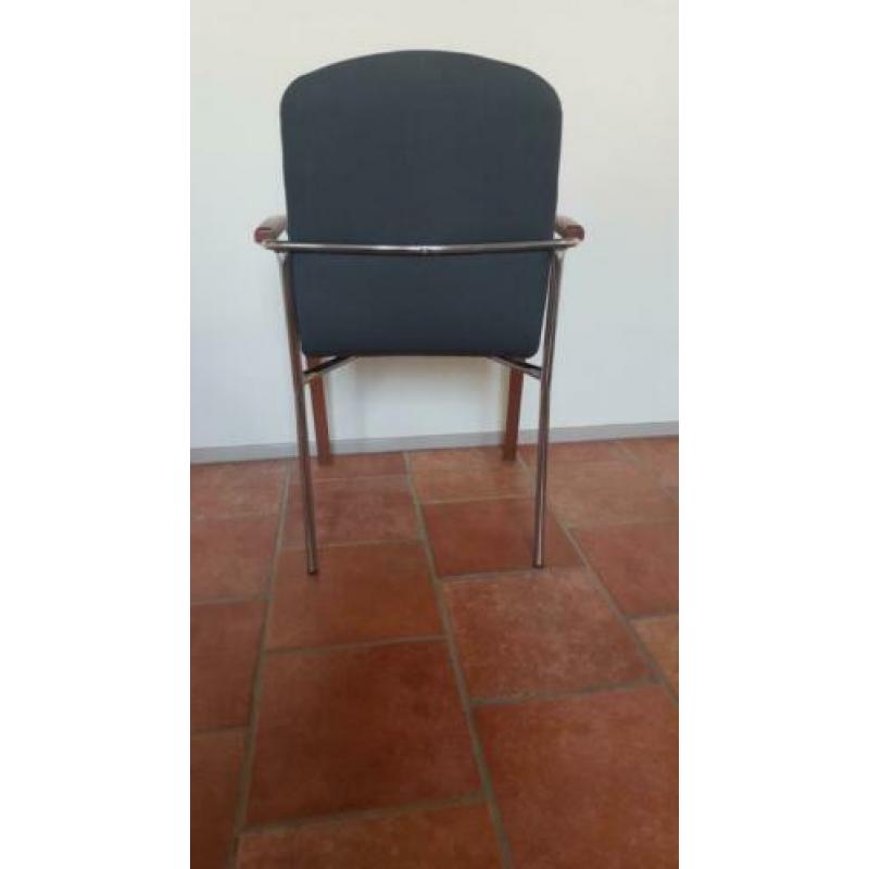 kantinestoelen / stoelen 2 x 9 stuks grijze bekleding