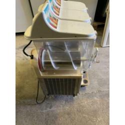 Slush Puupy machine