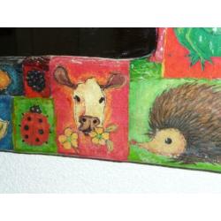 Nieuw kinder spiegel bewerkt met dierenbos.