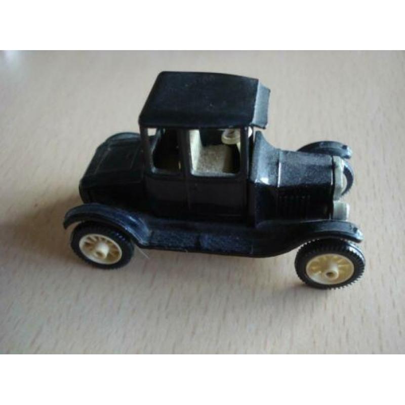 4 x T-Ford 1919 van Efsi