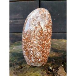 Sculptuur van oceaan jaspis 403 gram