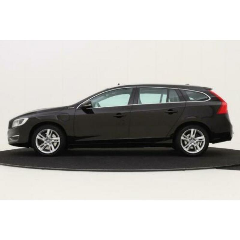 Volvo V60 2.4 D6 AWD Plug-In Hybrid Summum | Leder | Xenon |