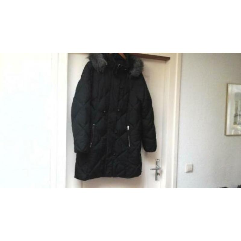 H&M: z.g.a.n.gewatteerde dames winterjas mt: 40 kleur: zwart