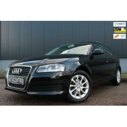 Audi A3 Sportback 1.4 TFSI Attraction DSG/ Complete historie