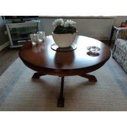 Complete meubelset (kast/eettafel/2xsalontafel) voor € 275!