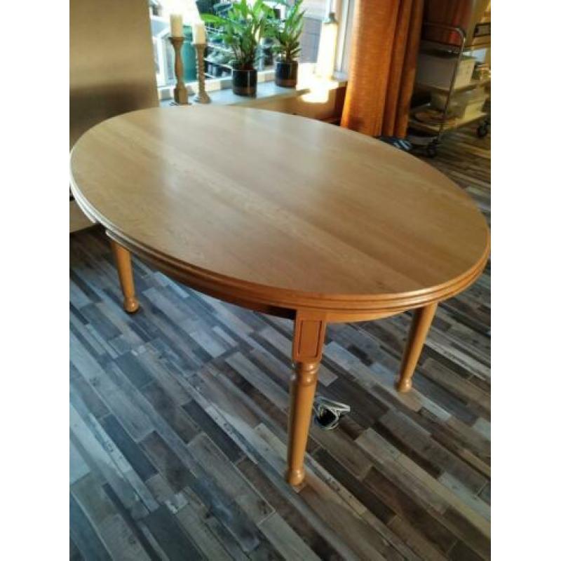 Eettafel ovaal uittrekbaar