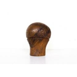 Antieke hoeden mallen mannequin hoofd kop hout