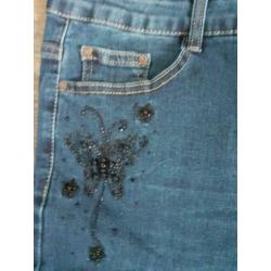 Nieuwe skinny jeans in maat 48.