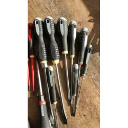 Partijtje van 18 stuks Bahco schroevendraaiers